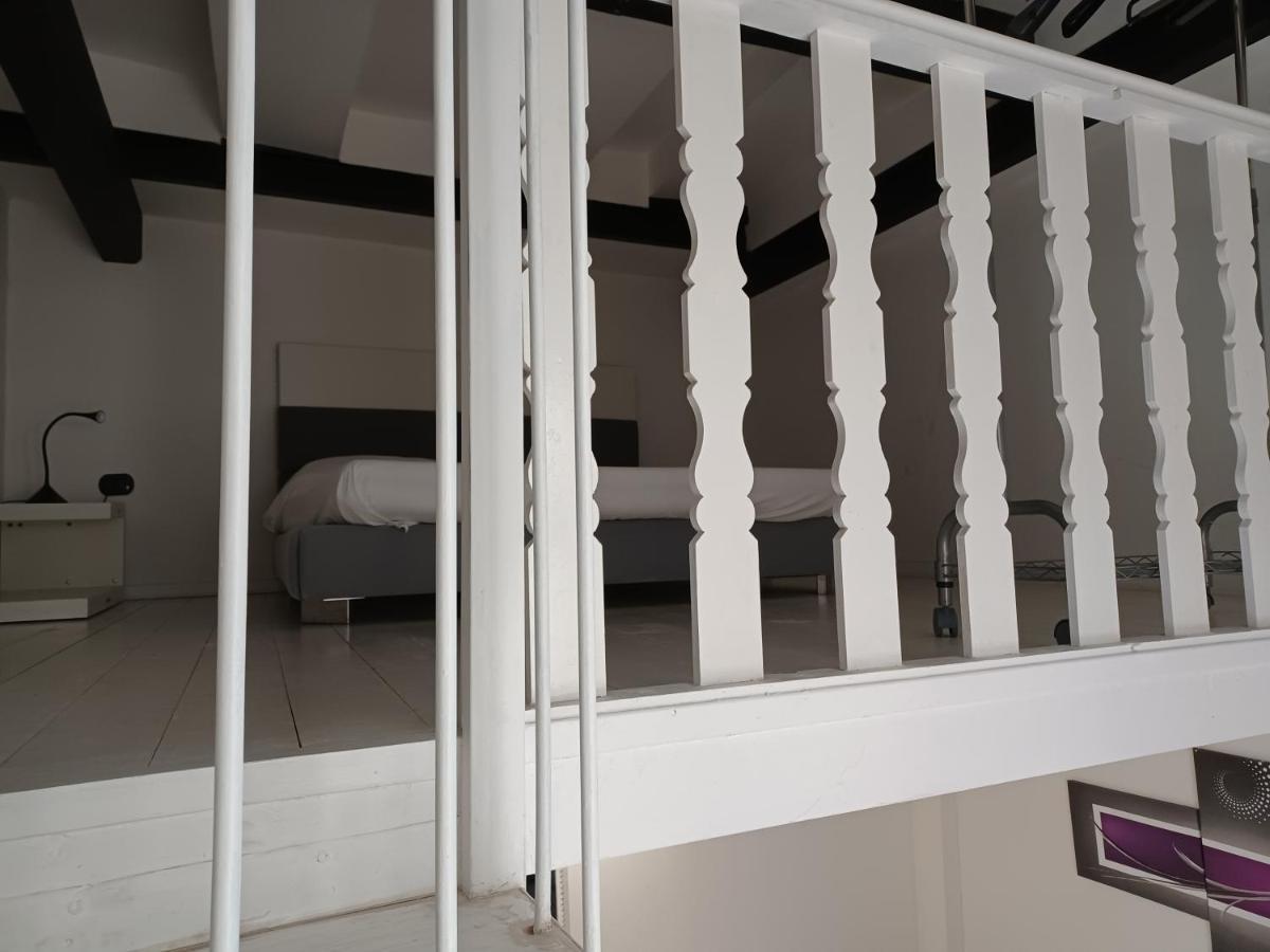 Ponte Di Chiaia Hotel Naples Luaran gambar