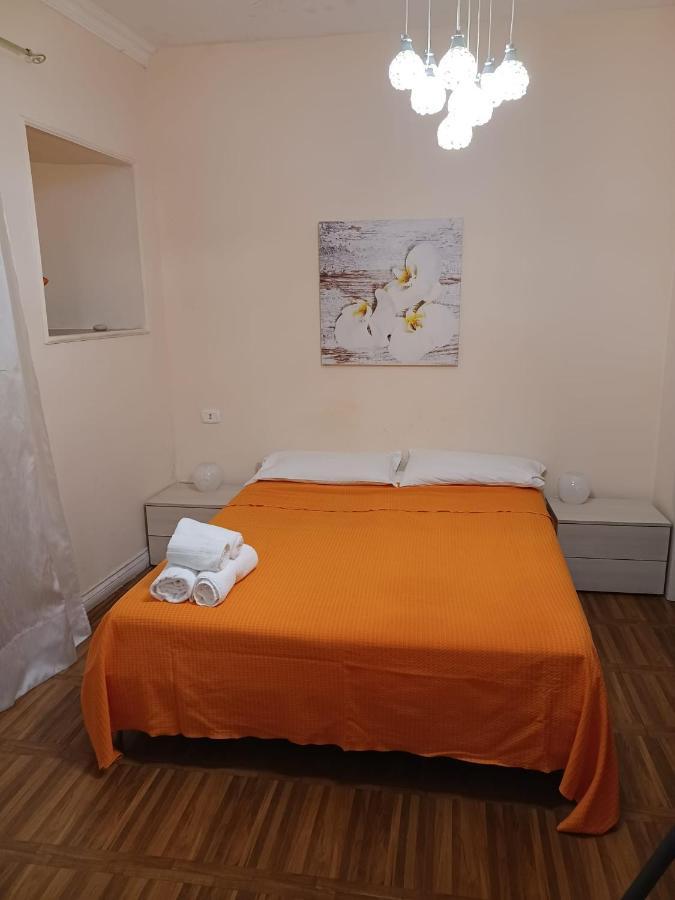 Ponte Di Chiaia Hotel Naples Luaran gambar